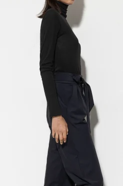 LUISA CERANO Rollkragenshirt black