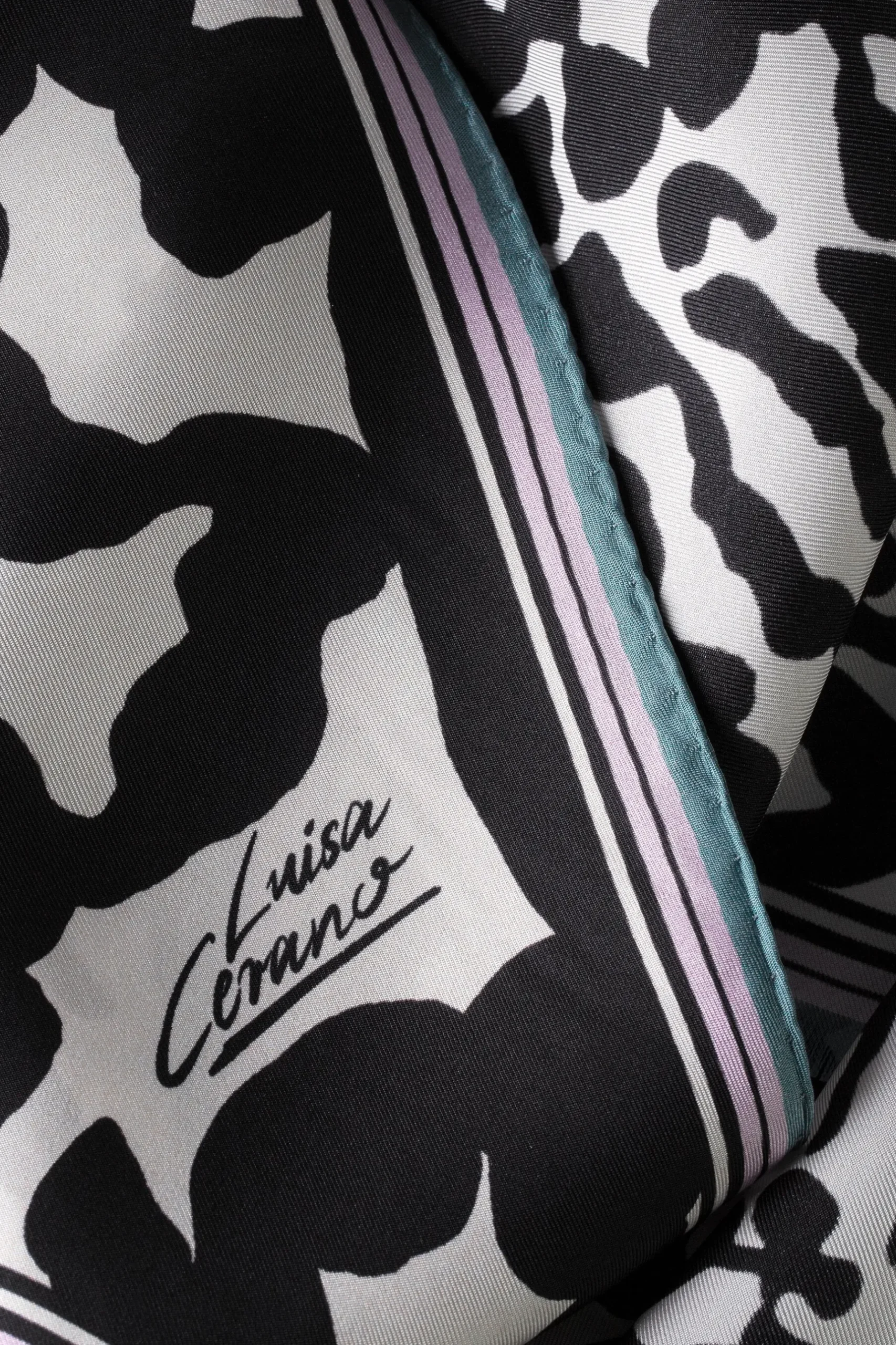 LUISA CERANO Seidentuch Mit Print the animal camouflage print